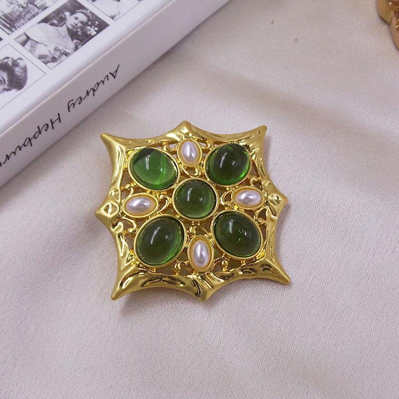 Medieval Vintage Palace Style  - Embroidery Icon avaliação e preço
