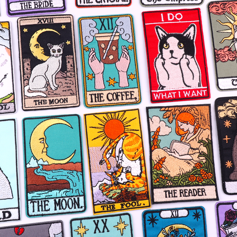 Tarot Cards Patch Reader/Cat/M - Embroidery Viewer avaliação e preço